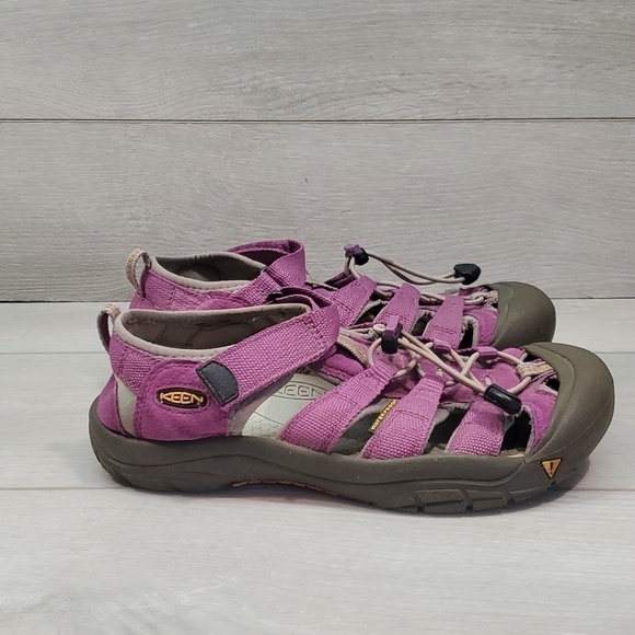 Keen Mens Newport Outdoor Waterproof Sandals Flats shoes sz 6 main image 6